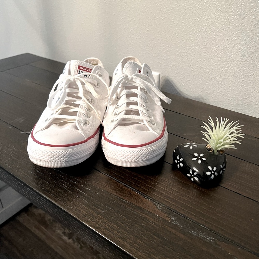 Men’s converse never worn size 10